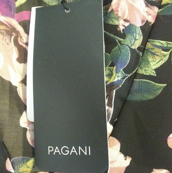 Top - Picture 2 of 5